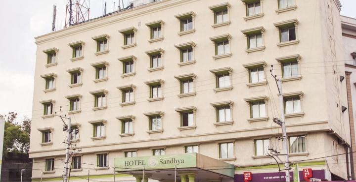 Sandhya Hotel Hyderabad Exterior foto