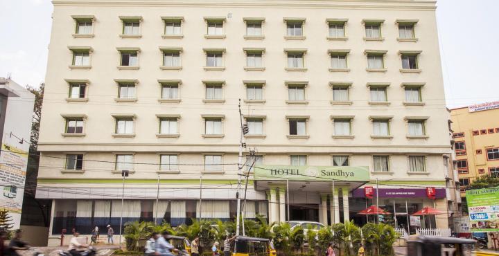 Sandhya Hotel Hyderabad Exterior foto